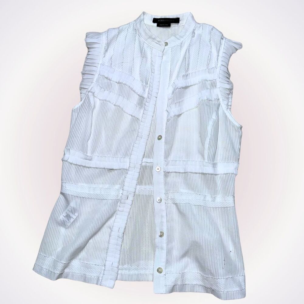 BCBGMaxAzria White Sleeveless Ruffled Button-Front Blouse